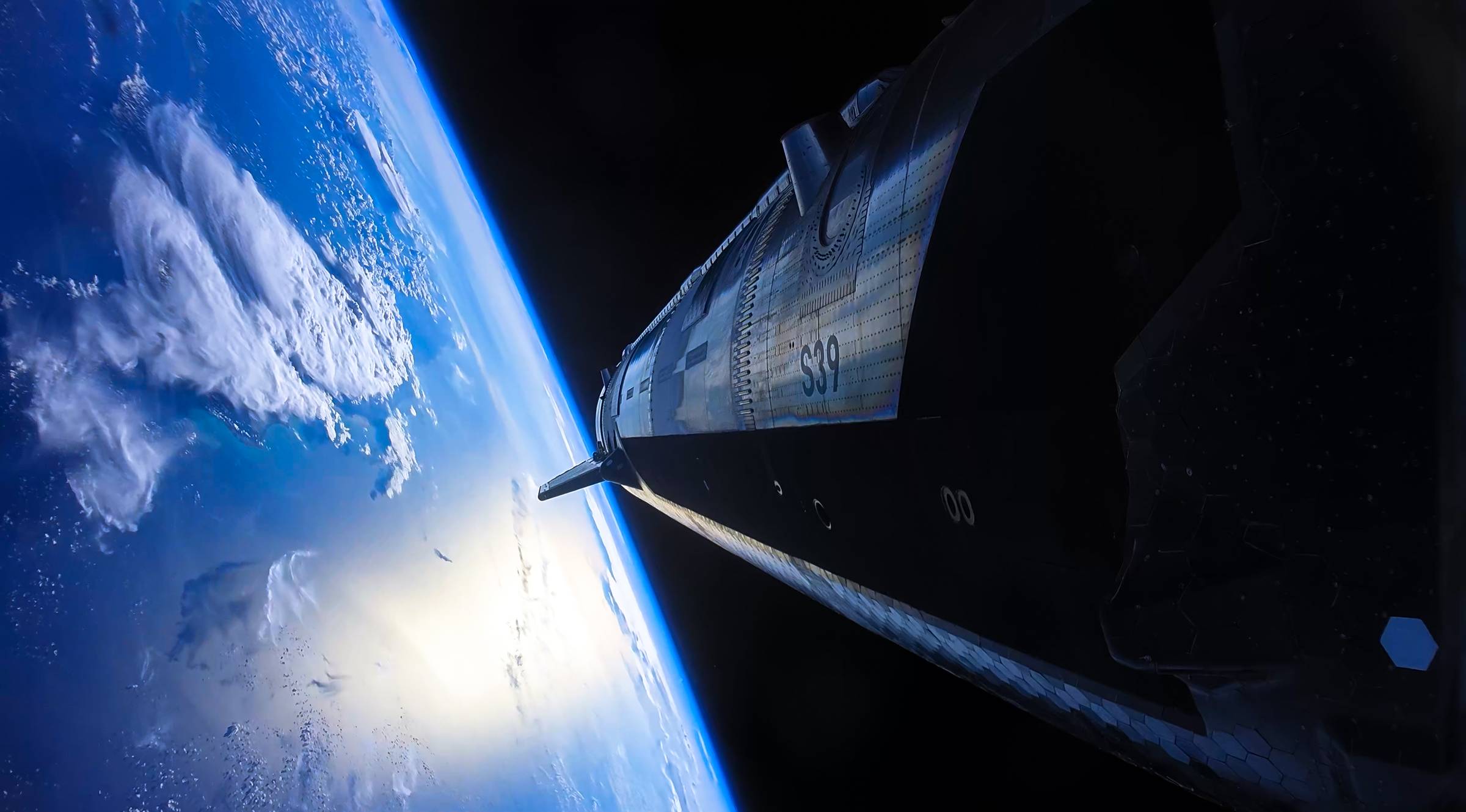 Onboard image from Starship and Super Heavy V3.